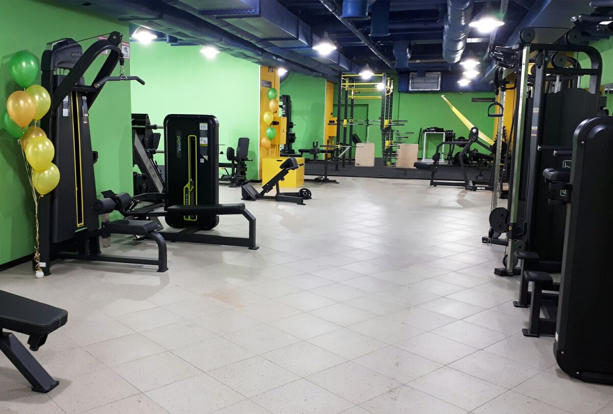 Фитнес-клуб «МетроFitness» (Коломяжский)