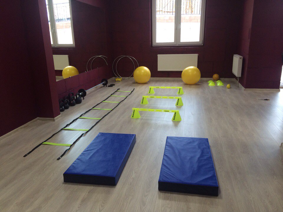 Кроссфит-клуб «CrossBones Fitness»