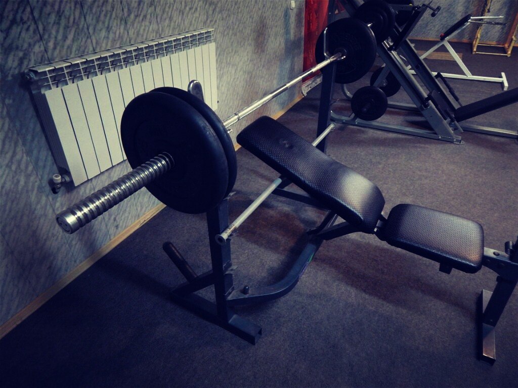 Тренажерный зал «Iron Hall»