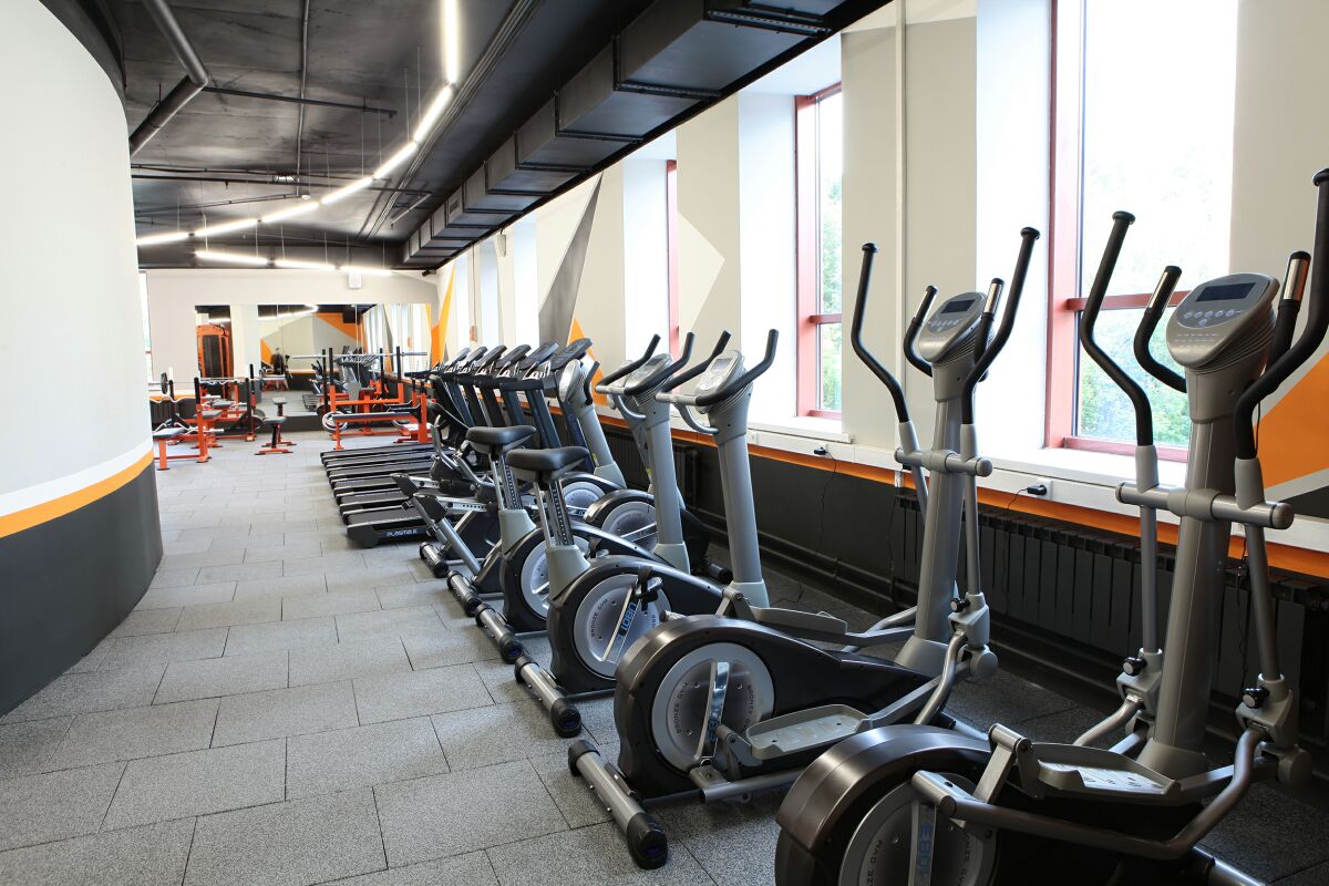 Фитнес-клуб «PlayFit»