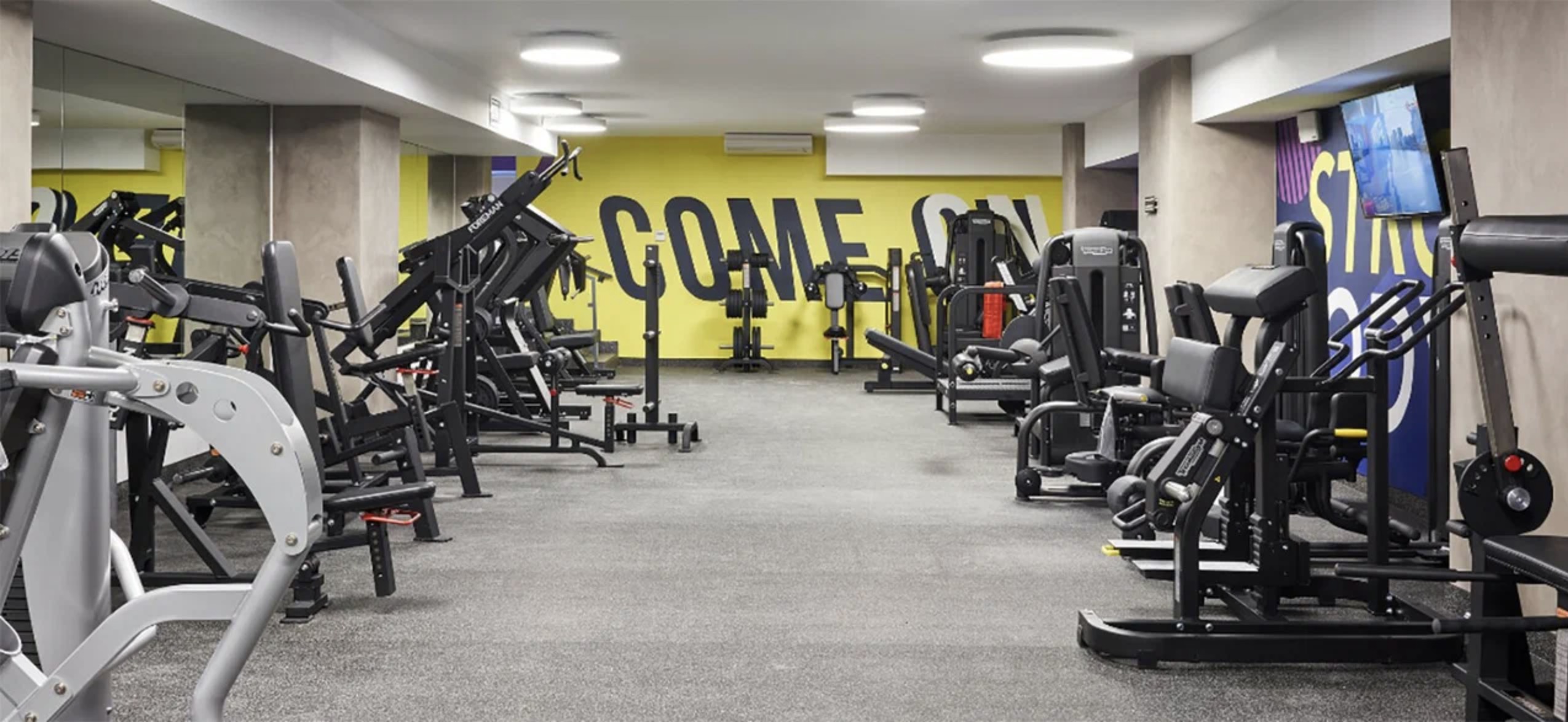 Спортивный клуб «Fitness House» (Политехническая)