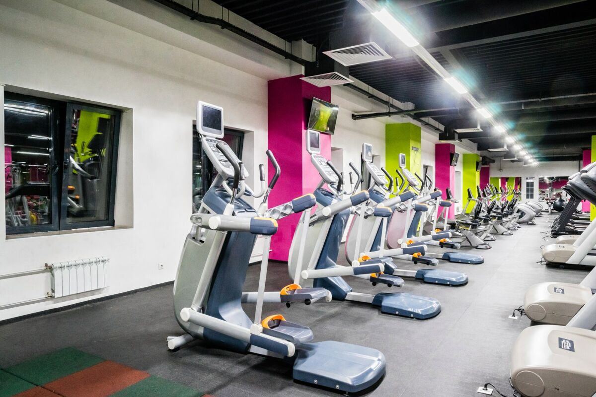 Фитнес-центр «Les Fitness»