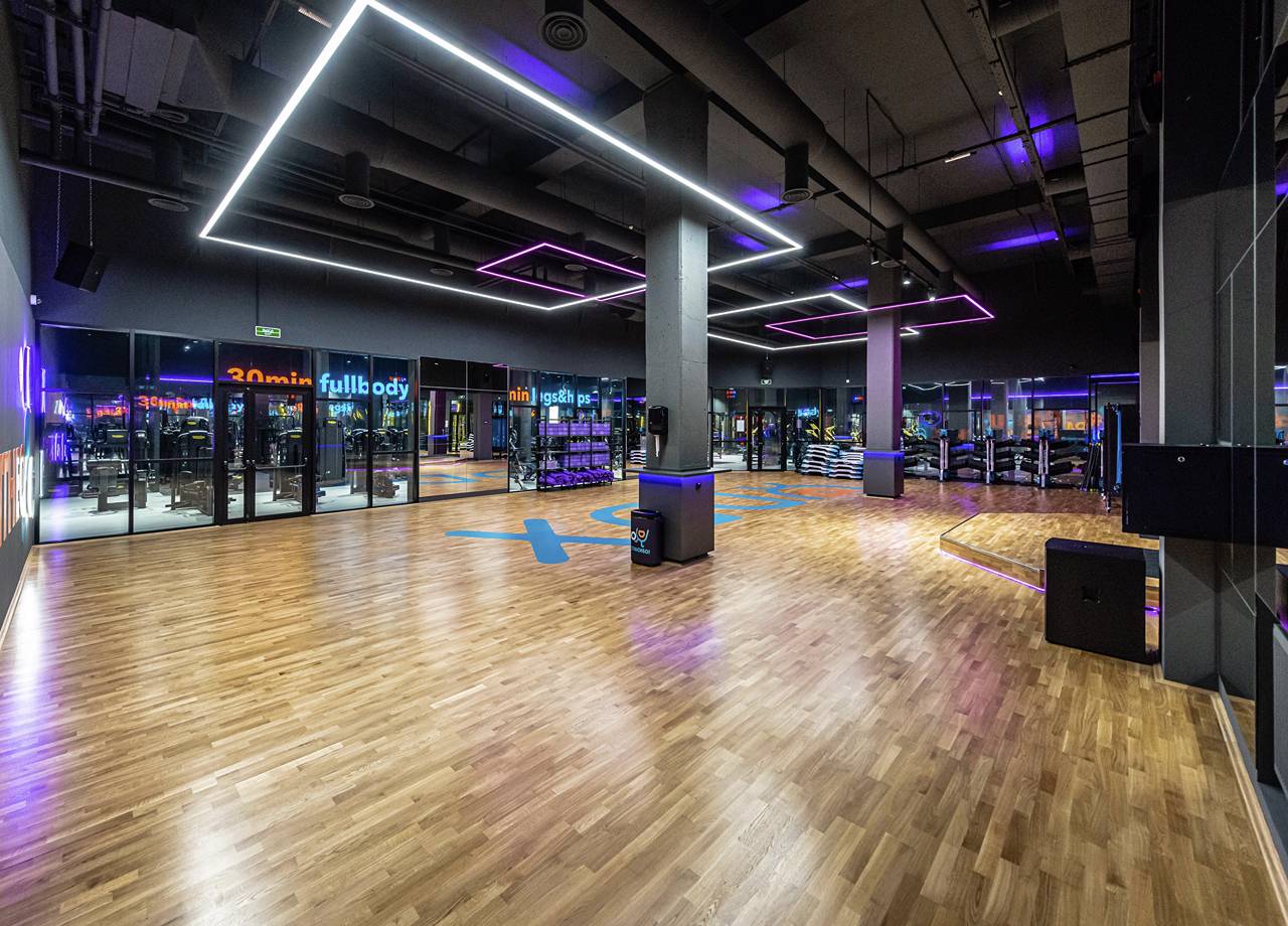 Фитнес-клуб «DDX Fitness» (Мозаика)