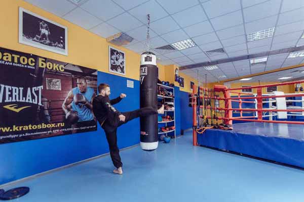 Фитнес-центр «Powerhouse Gym»