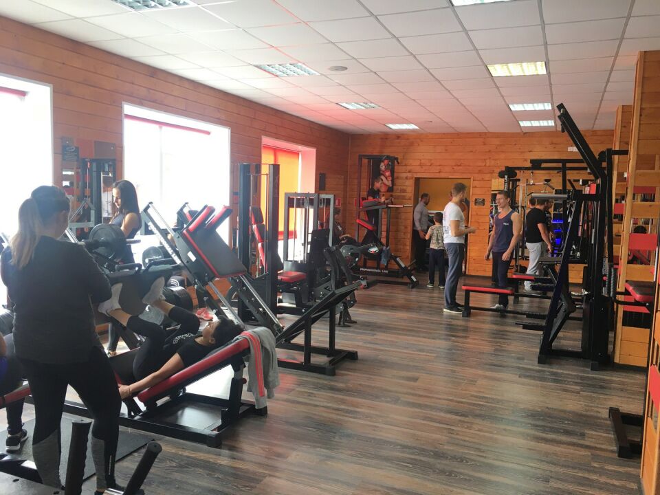 Фитнес-клуб «Fitness Live»