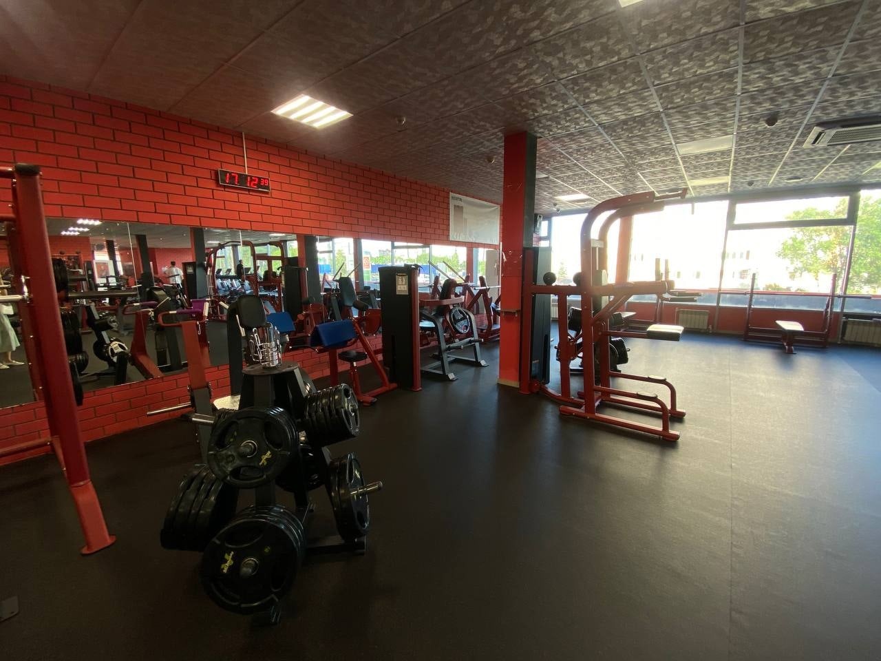 Спортивный клуб «Figura Gym» (Кузоватовская)