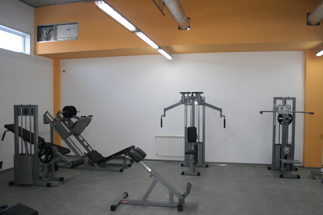 Спортивный клуб «MakFit»