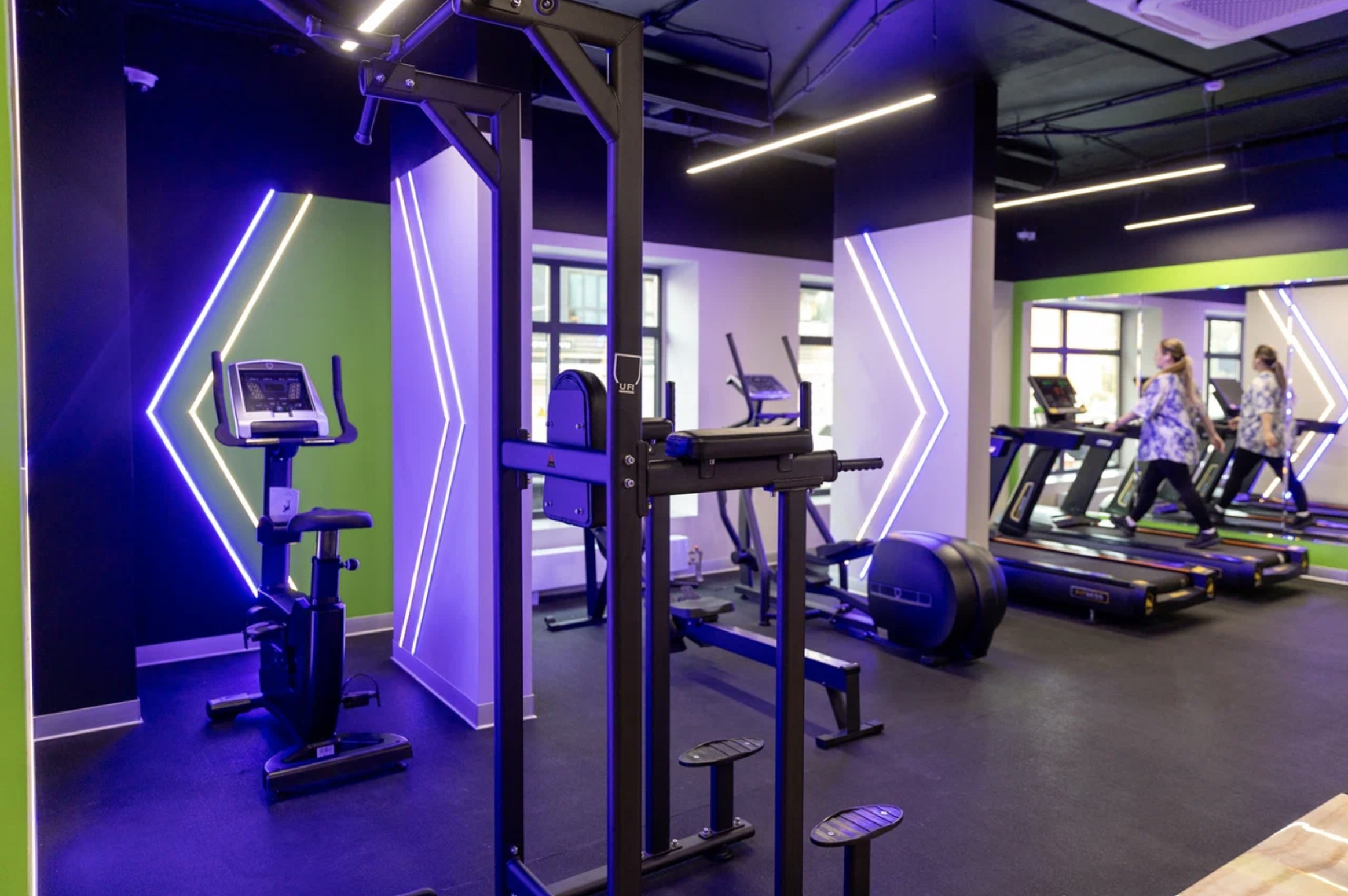 Фитнес-студия «X-Fit Point» (Москвичка)