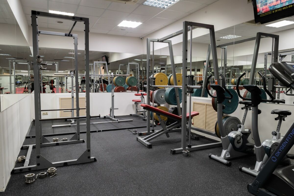 Фитнес-клуб «ProfFitness»