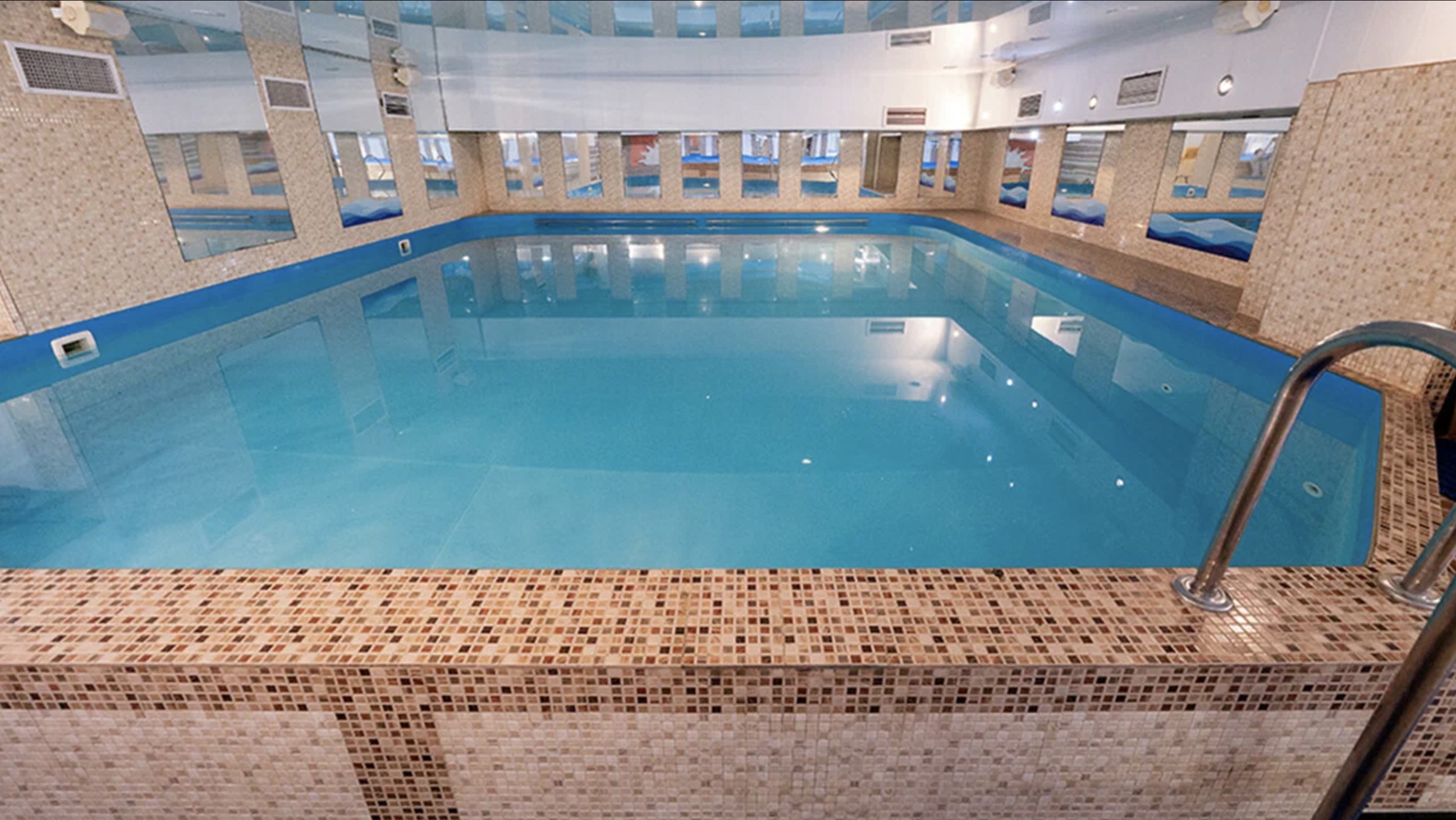 Спортивный клуб «Fitness House» (Лахта)