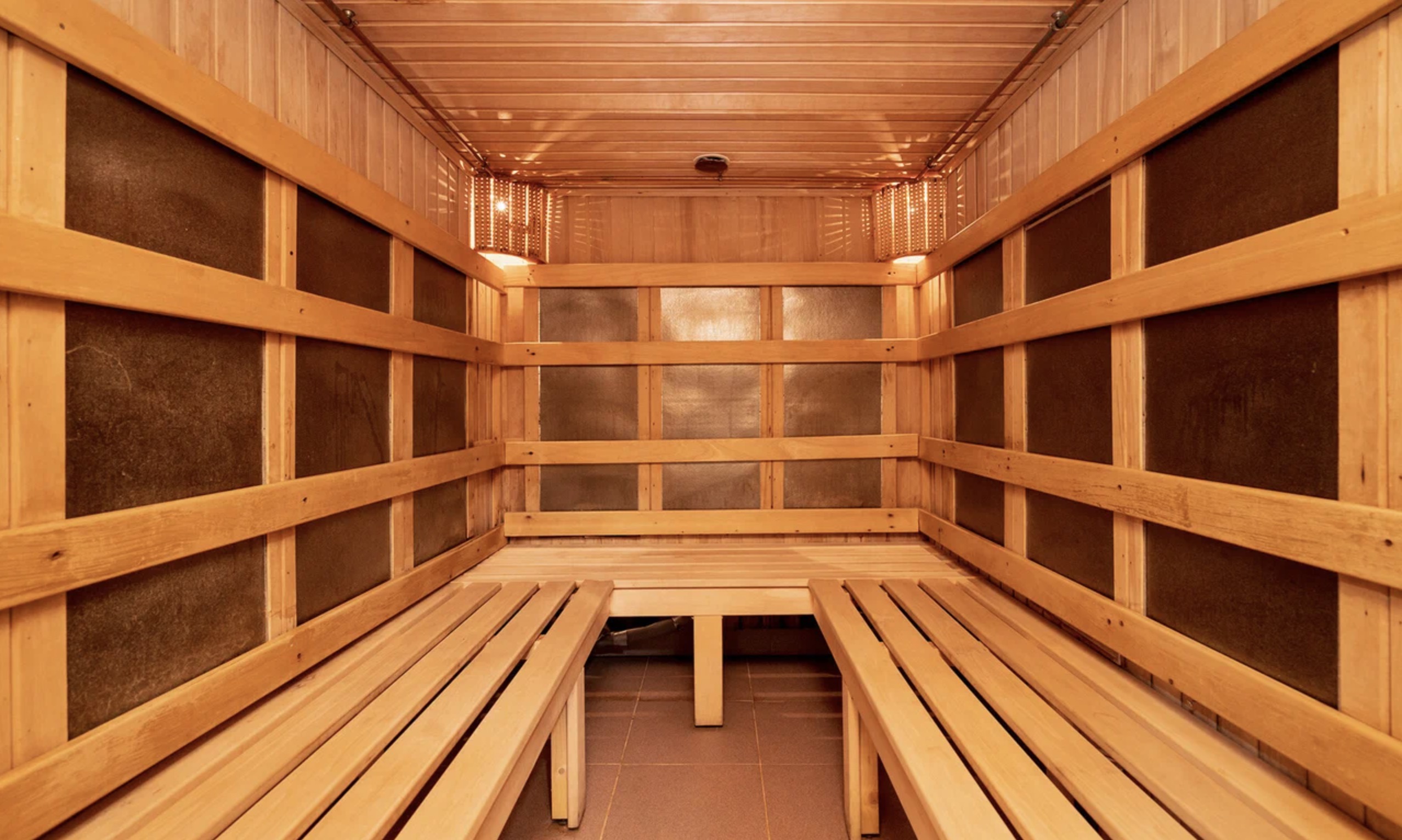 Спортивный клуб «Fitness House» (Новаторов)