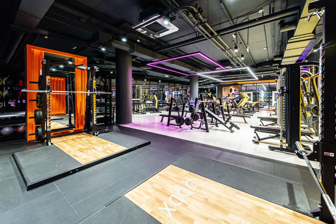 Фитнес-клуб «DDX Fitness» (Новокузнецкая)