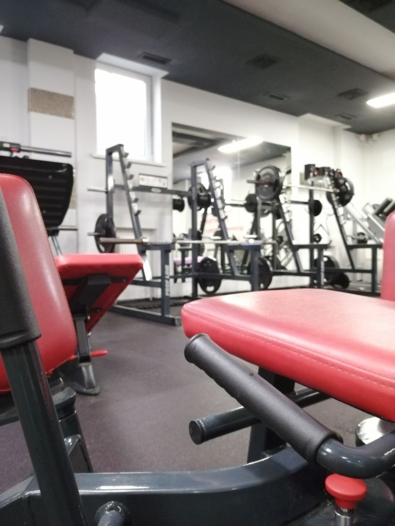Тренажерный зал «Iron Gym»