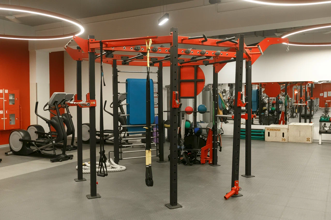 Фитнес-клуб «Publica Fitness» (Пять столиц)