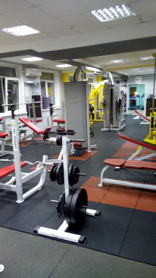 Фитнес-клуб «Fitness Zone» (Попова)