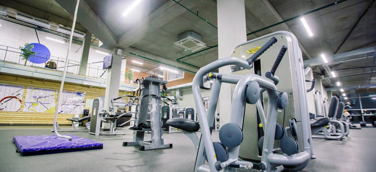 Спортивный клуб «Fitness House» (Большевиков)
