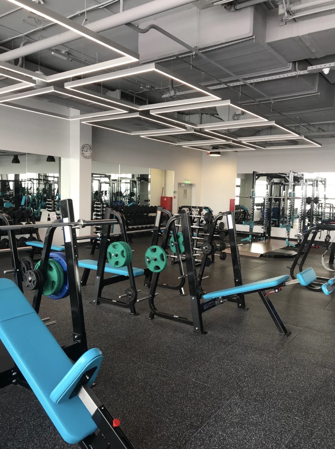 Фитнес-клуб «Oxigen Fitness»