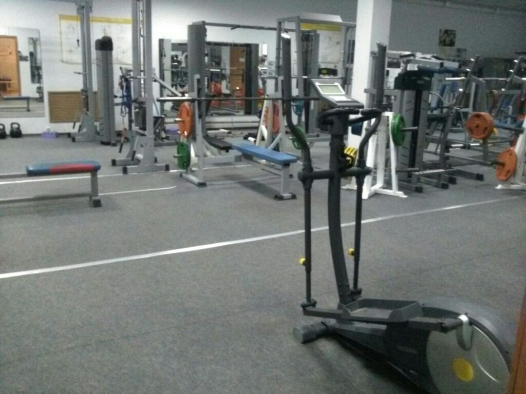 Спортивный клуб «Athletic Hall»