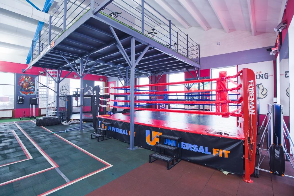 Фитнес-клуб «Universal Fit»