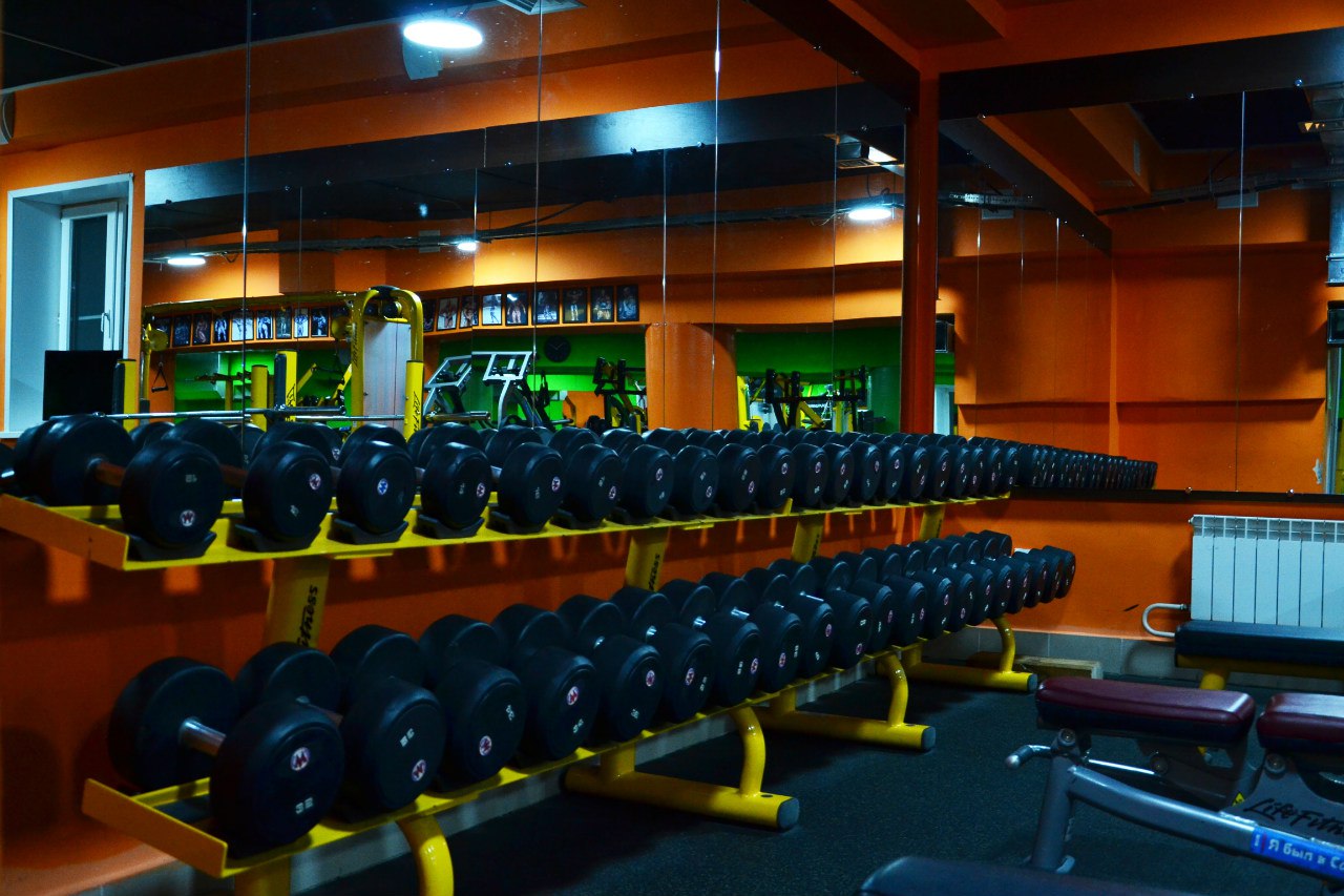 Фитнес-клуб «METRO FITNESS»