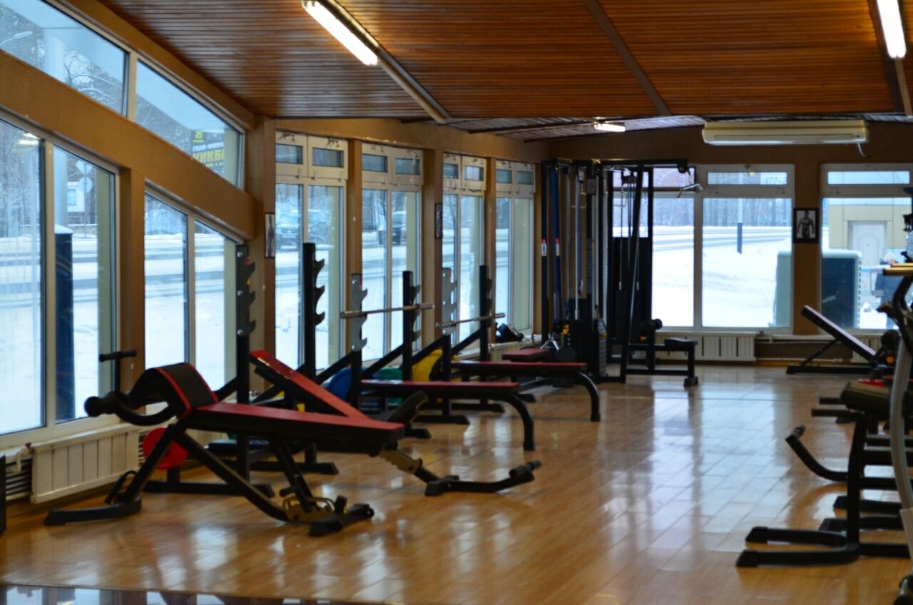 Тренажерный зал «Bro Gym»