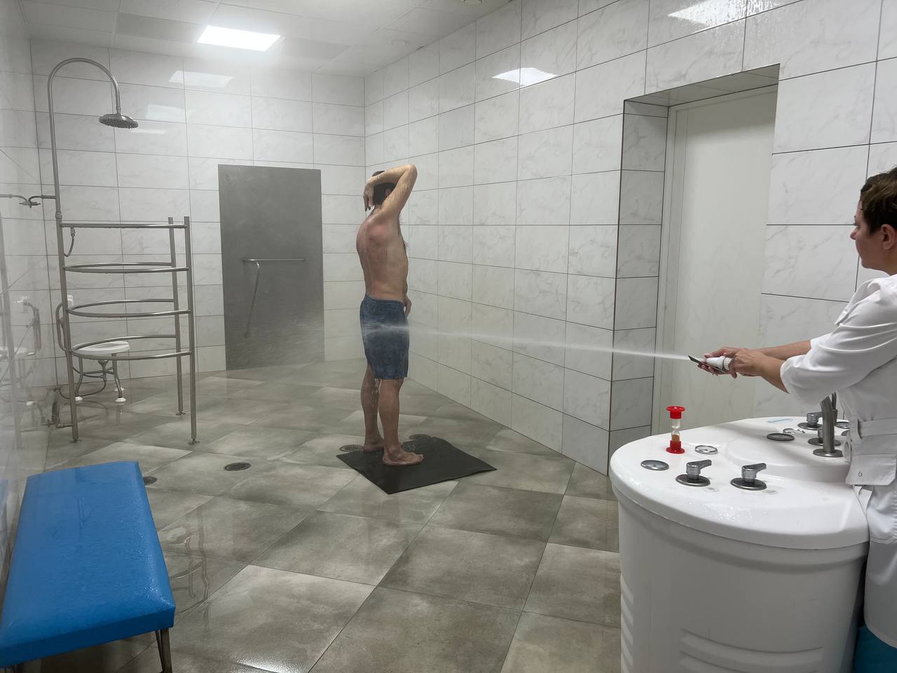 Плавательный бассейн «Аквамарин»