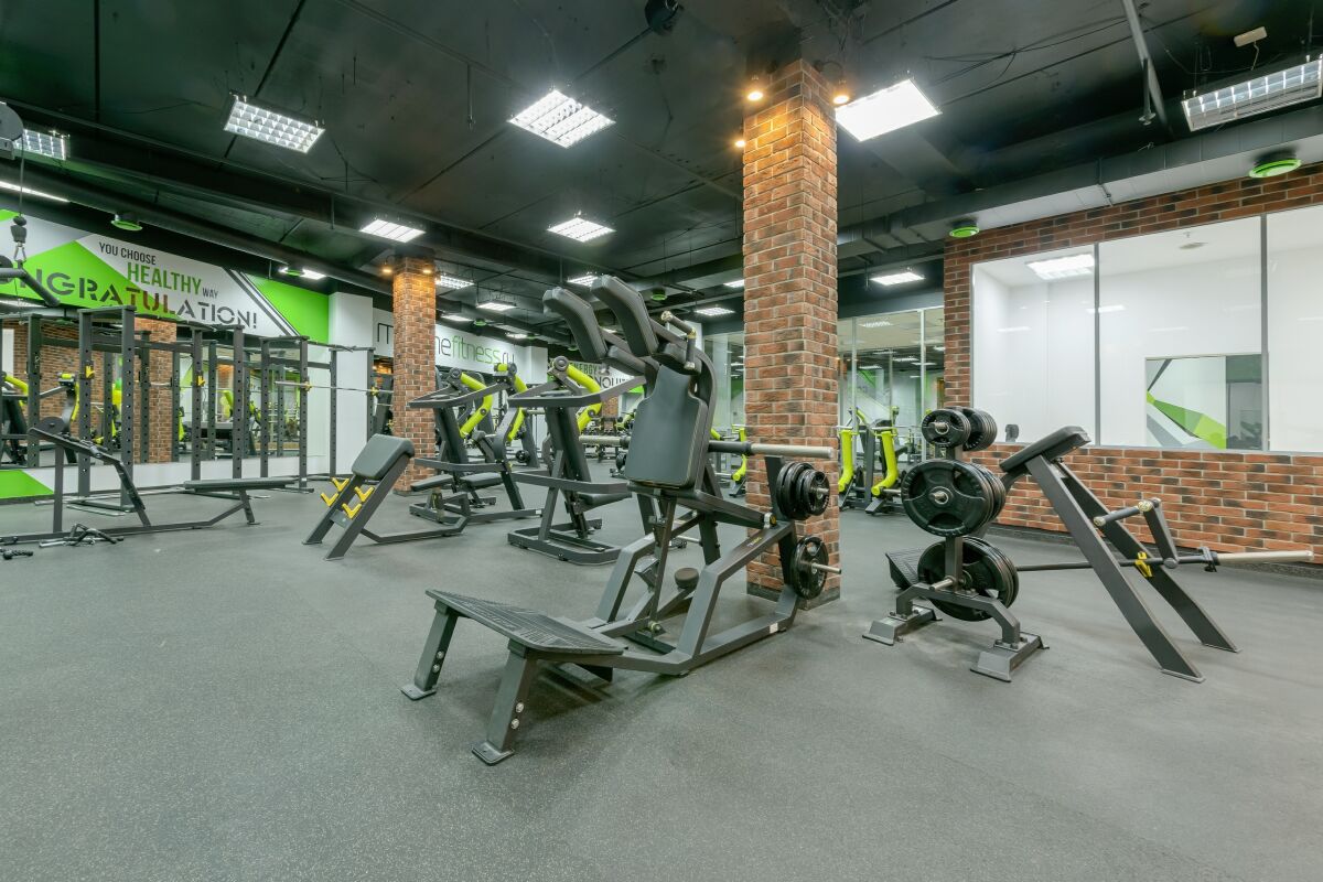 Фитнес-клуб «Mytimefitness» (Академическая)