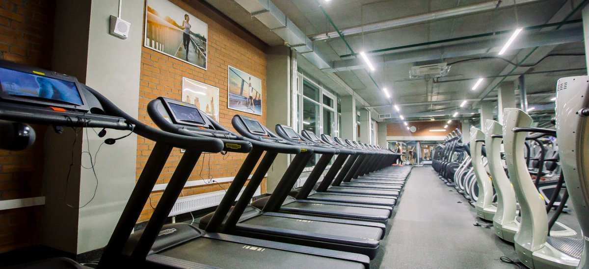 Спортивный клуб «Fitness House» (Большевиков)