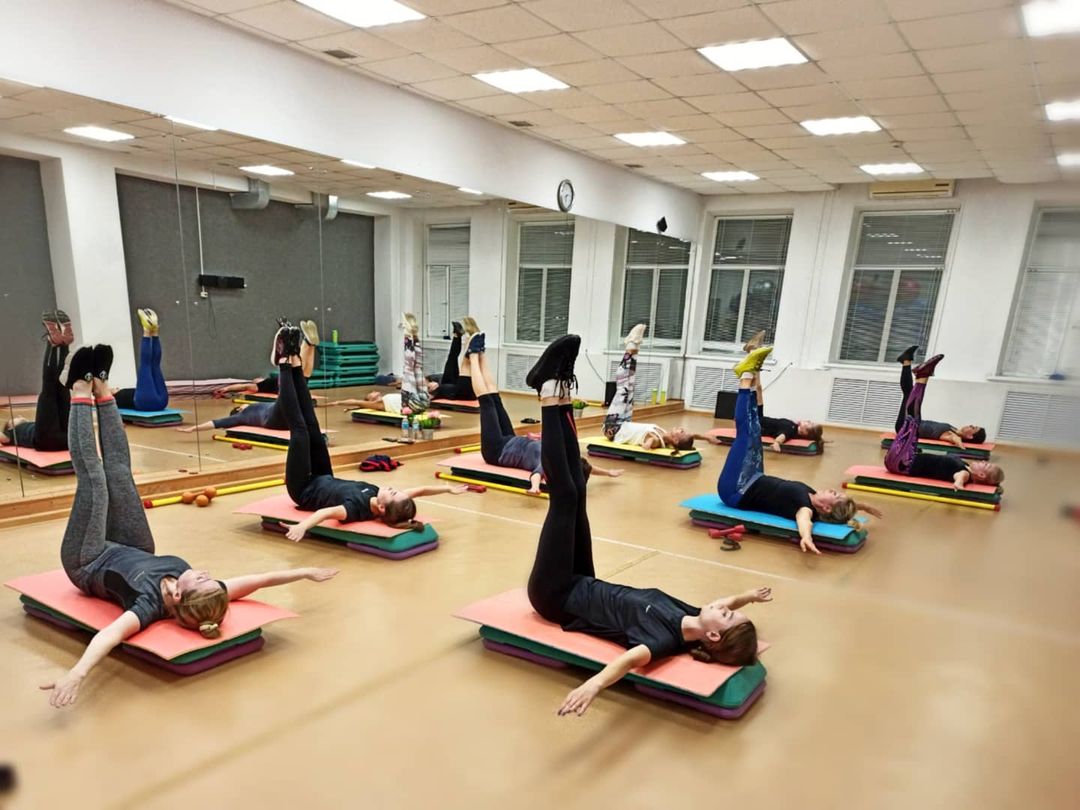 Фитнес-клуб «FITNESS DVORIK»