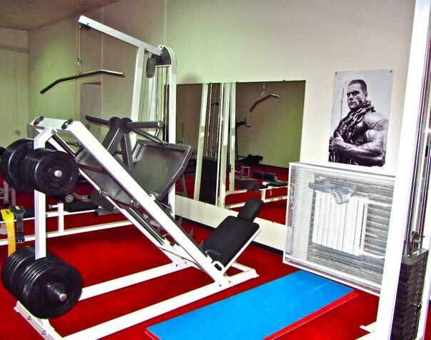 Спортивный клуб «LS GYM»