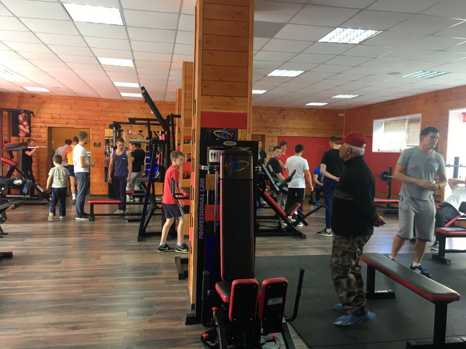 Фитнес-клуб «Fitness Live»