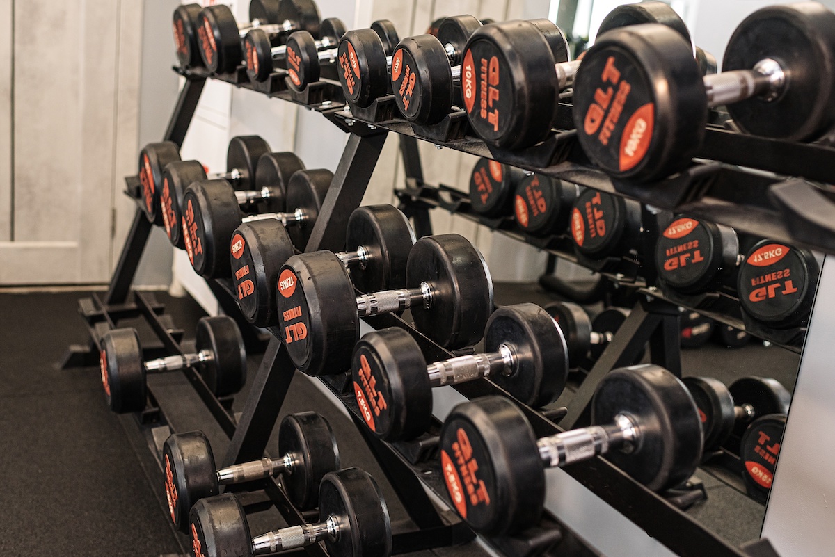 Фитнес-клуб «WellFit»