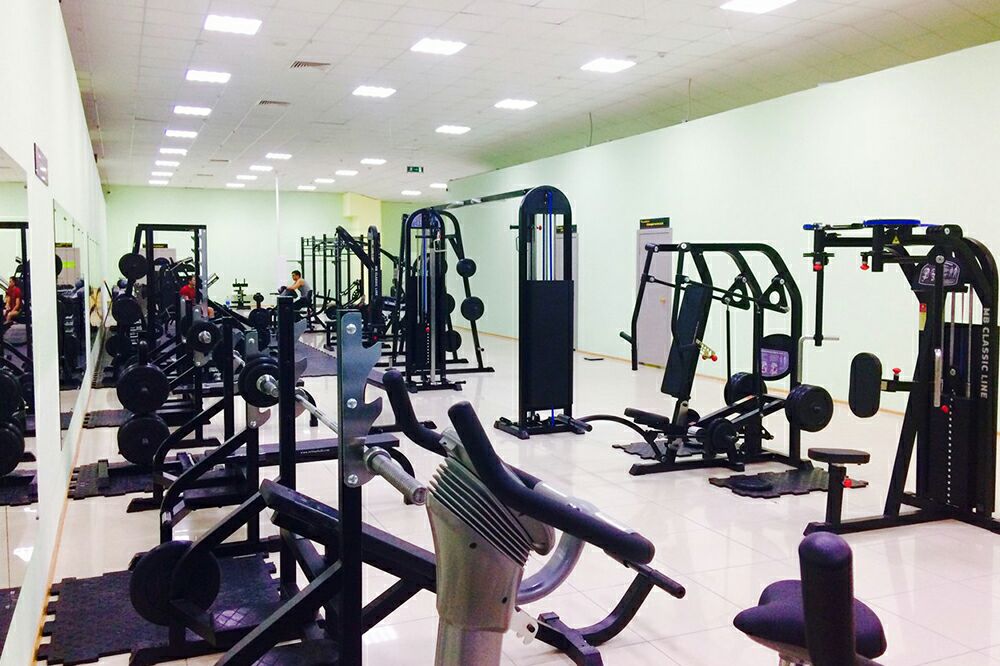 Фитнес-клуб «МетроFitness» (Менделеева)