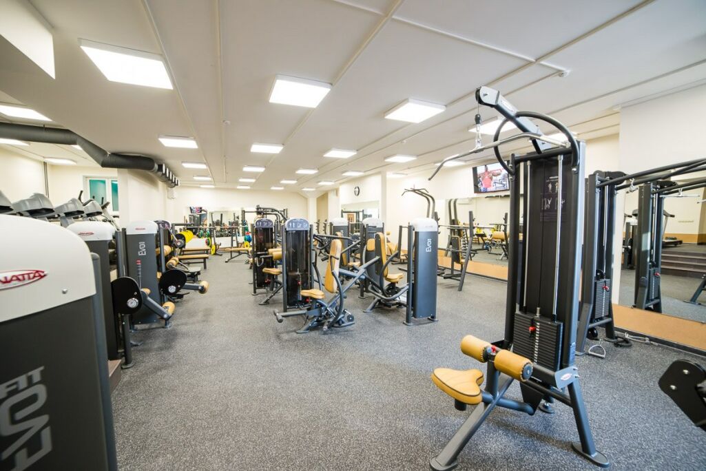 Фитнес-клуб «Premier Fitness»