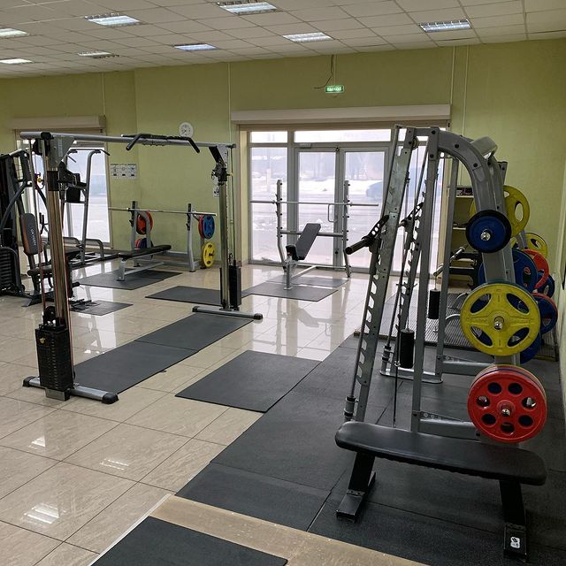 Фитнес-клуб «Спорт Плюс»